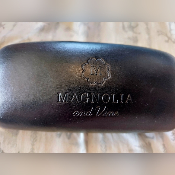 Magnolia and Vine sunglasses - Picture 7 of 7